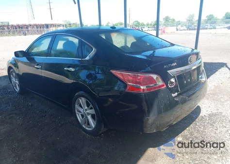 2013 Nissan Altima 2.5 Sv z USA, uszkodzony, nr VIN 1N4AL3AP1DC133577
